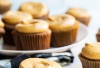Cinnamon-Kissed Mexican Chocolate Cupcakes with Creamy Dulce de Leche