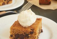 Golden Graham Chocolate Chip Cake