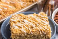 Sheet Pan Apple Crumble Delight
