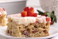 Luscious Strawberry Sheet Cake