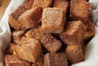 Heavenly Cinnamon Pound Cake Minis