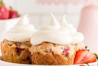 Decadent Strawberry Cupcakes with Velvety White Chocolate Frosting