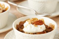 Spiced Ginger Pear Pudding Cakes
