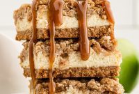 Spiced Caramel Apple Cheesecake Bars
