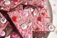 Love Swirl Bark