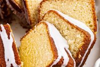 Sparkling Citrus 7UP Pound Cake