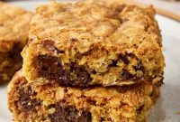 Perfectly Chewy Oatmeal Squares