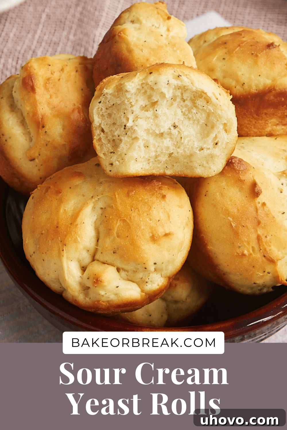 Cracked Pepper Sour Cream Rolls - a simple, quick, and delicious yeast roll recipe from Bake or Break