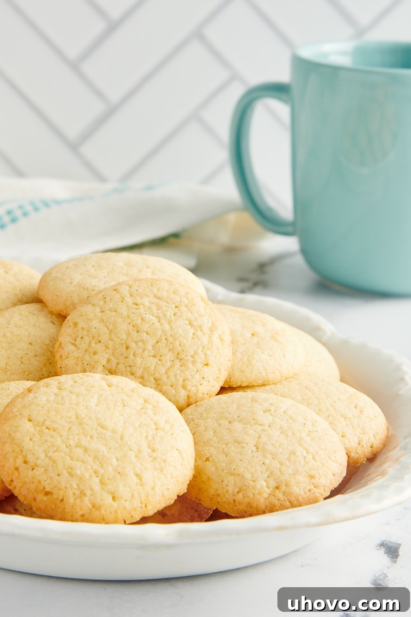 Serving tray with vanilla wafer cookies.