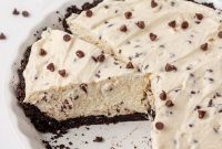 No-Bake Chocolate Chip Icebox Pie Recipe