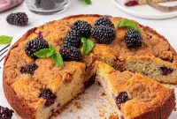 Warm Blackberry Buckle with Cinnamon Crumb Topping
