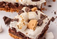 Gooey S’mores Brownies with Chocolate and Marshmallows